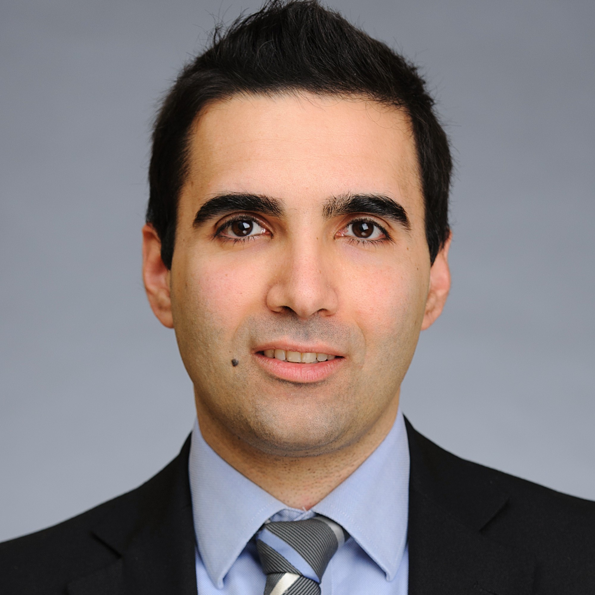 Ario Emami Nejad